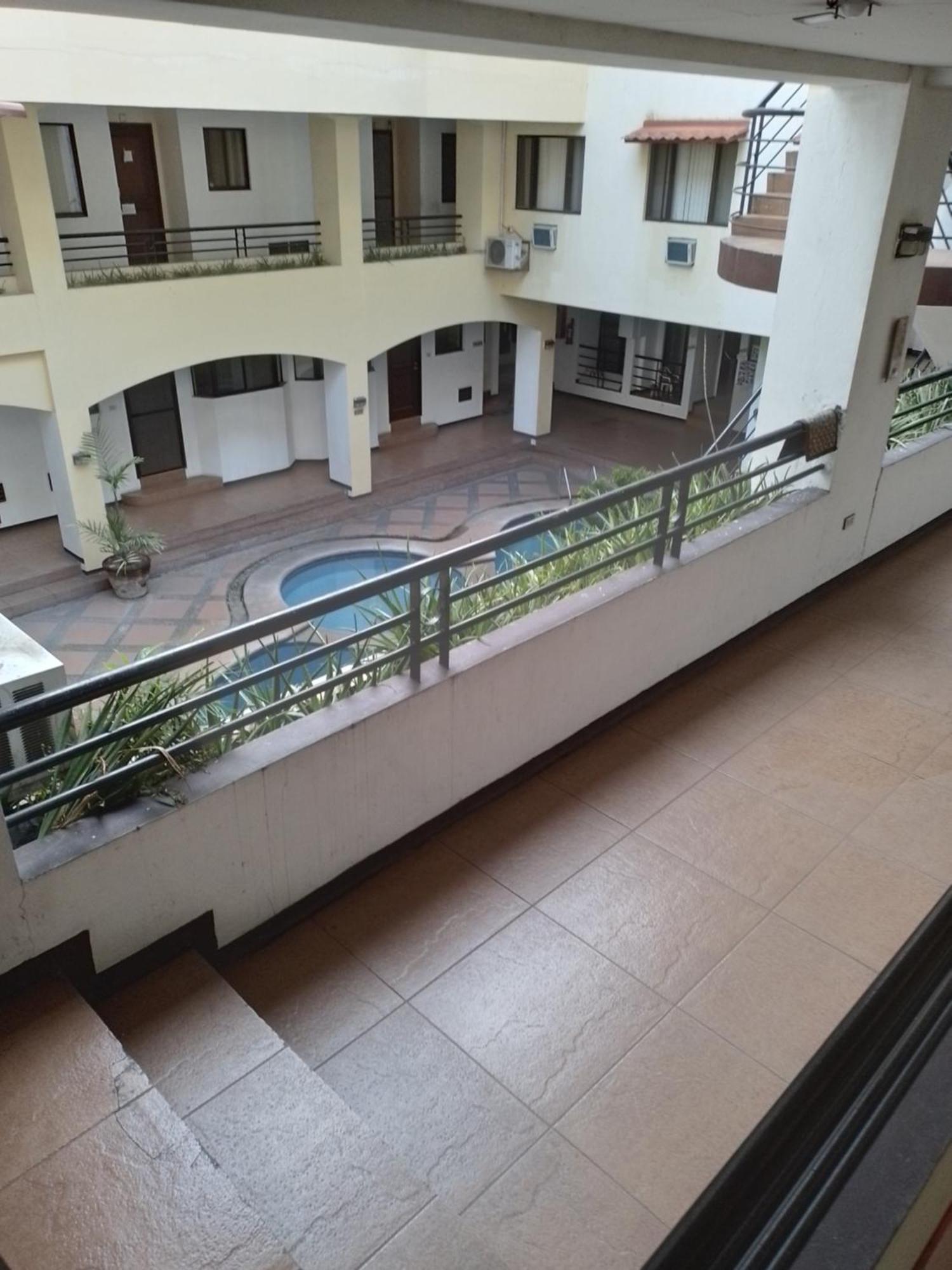 722 Metropolis Tower Ξενοδοχείο Bantud Hacienda Εξωτερικό φωτογραφία